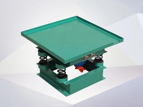 What Is a Concrete Vibrating Table and How Does It Work?